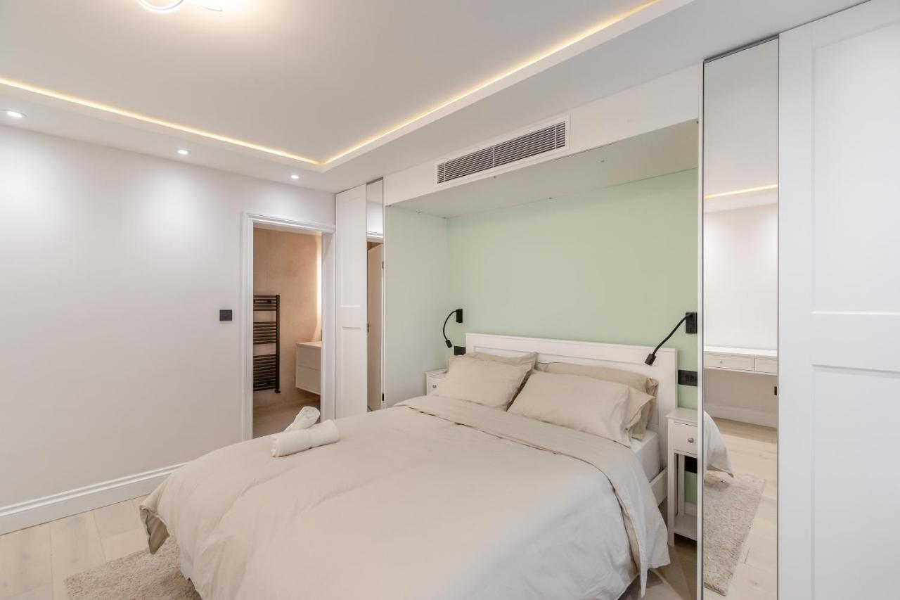 דירות לונדון Modern Garden Flat With Private Parking מראה חיצוני תמונה